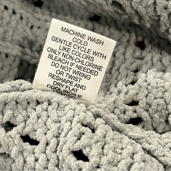 Jessica Simpson crop long sleeve open cardigan size medium very pale dust green - Picture 9 of 12